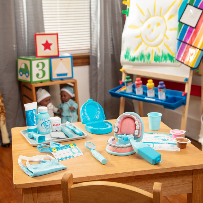 Melissa & Doug LCI8611 Super Smile Dentist Play Set